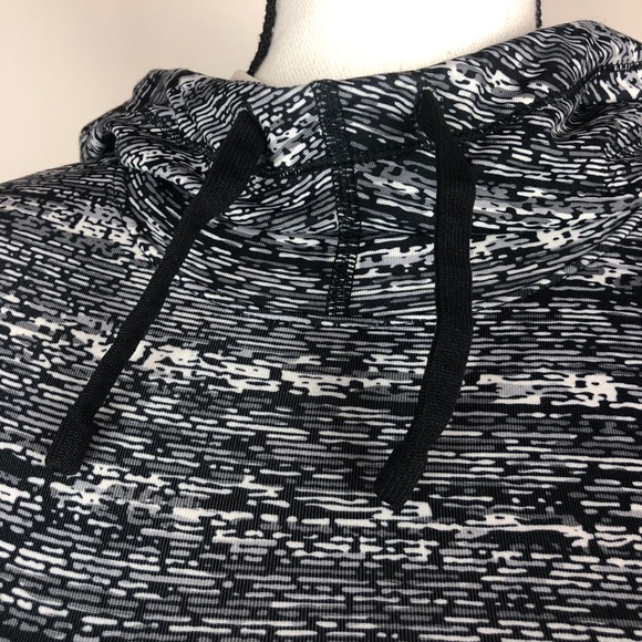 Nike DriFit hoodie - Picture 5 of 7